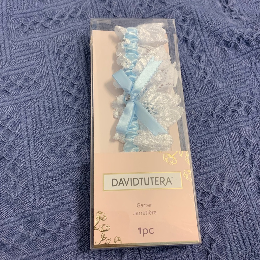 Wedding garter NWT